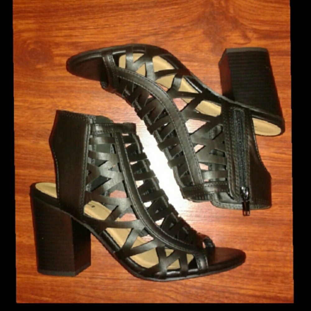 Chunky black heels